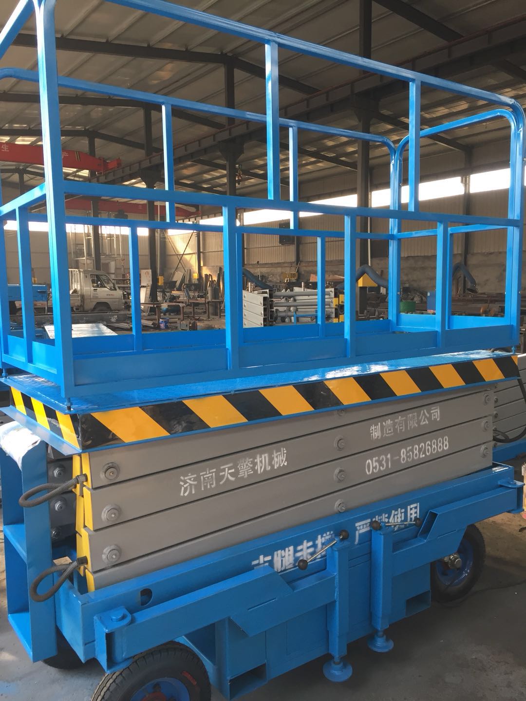 6米移動式液壓升降平臺